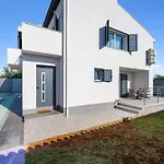 Holiday home Eros *