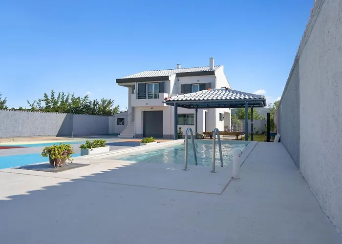 Eros Dom wakacyjny Szybenik