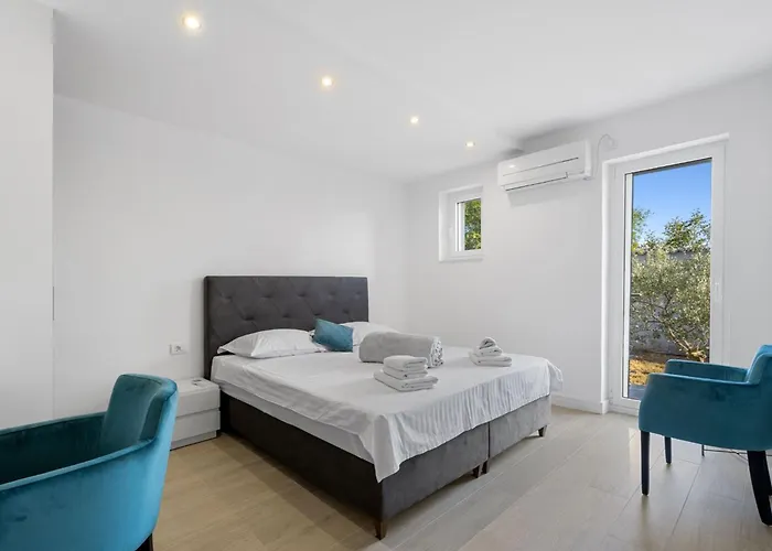 Eros Dom wakacyjny Szybenik