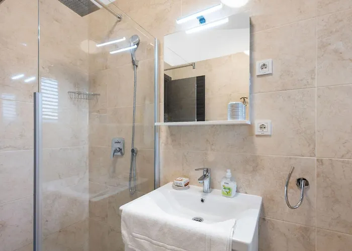 Eros Dom wakacyjny Szybenik