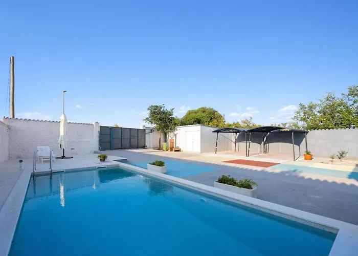 Dom wakacyjny Eros *